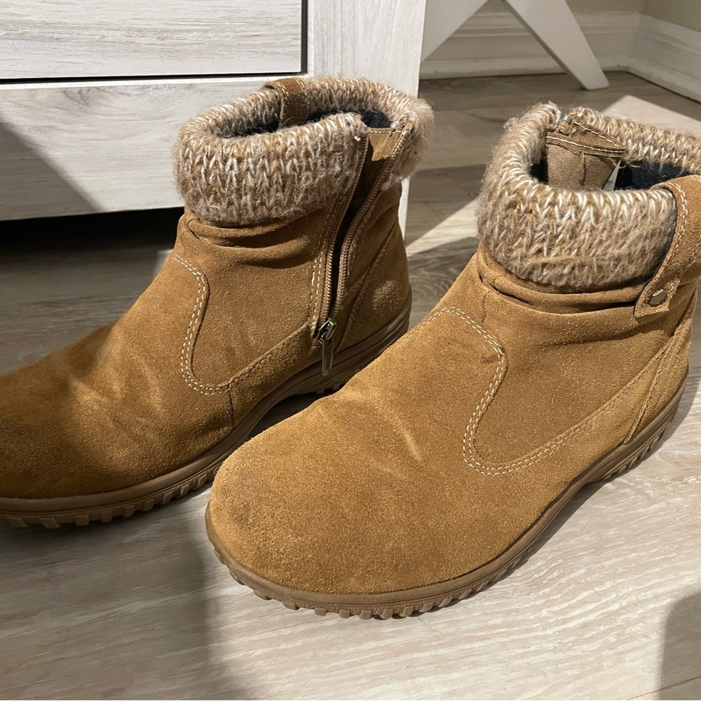 Khombu Tan Winter Ankle Boots